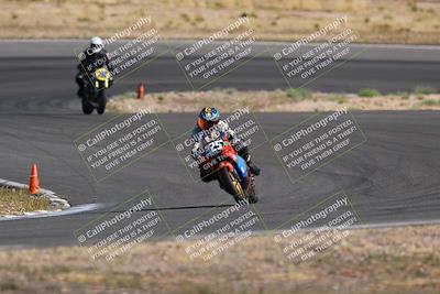 media/Apr-19-2025-AHRMA (Sat) [[3d98ca3309]]/Race/Group 8/Turn 4/